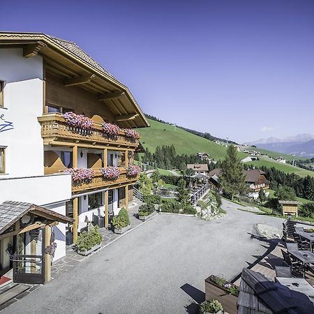 Almhotel Lenz Olang Buitenkant foto